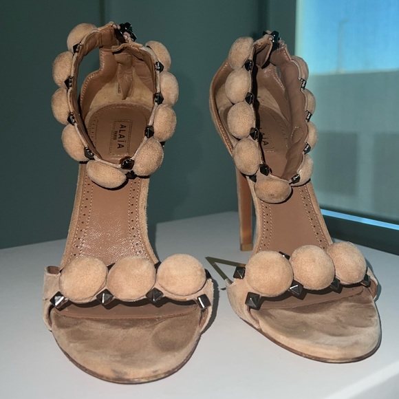 Alaia Bombe Heels Size 37 in Blush - Picture 2 of 6